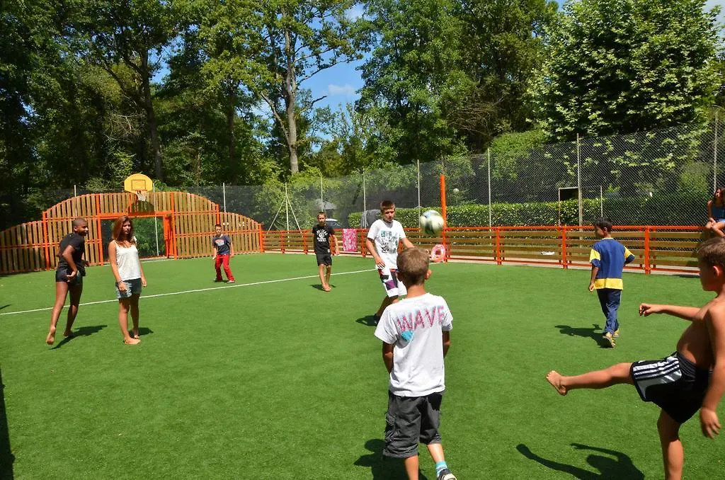 Le Camping Des 3 Lacs Belmont-Tramonet